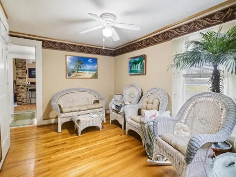 10 Sullivan Avenue Salem NH 03079