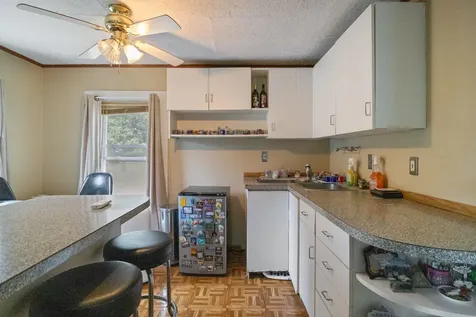 10 Sullivan Avenue Salem NH 03079