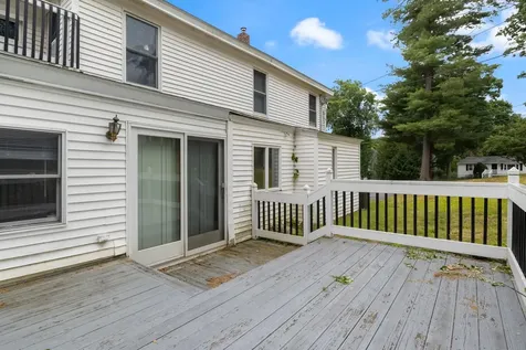 10 Sullivan Avenue Salem NH 03079