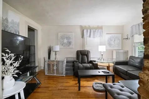 10 Sullivan Avenue Salem NH 03079