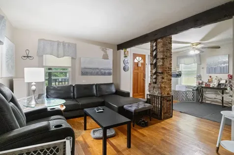 10 Sullivan Avenue Salem NH 03079