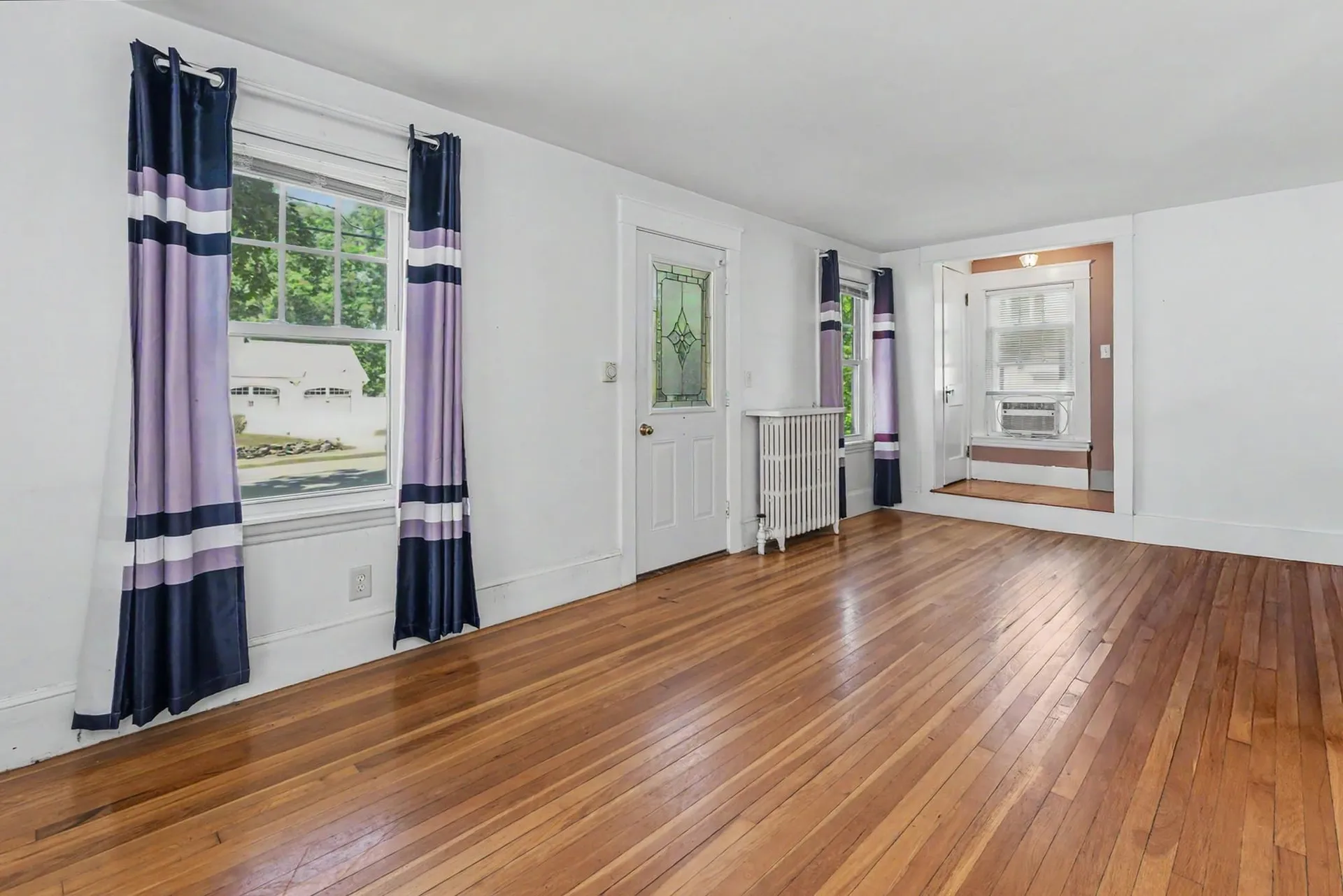 20 Lawndale Avenue Nashua NH 03060