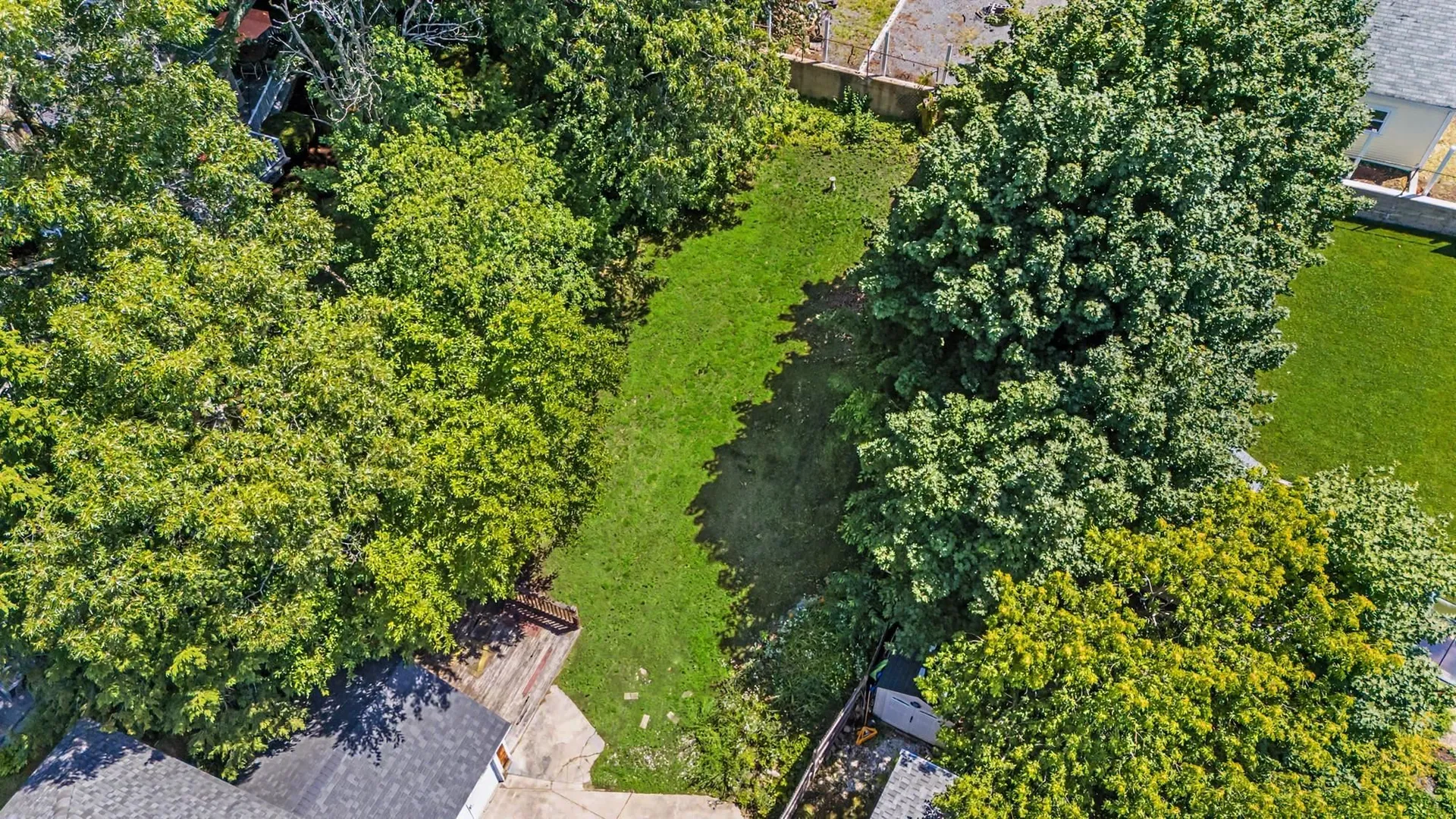 20 Lawndale Avenue Nashua NH 03060