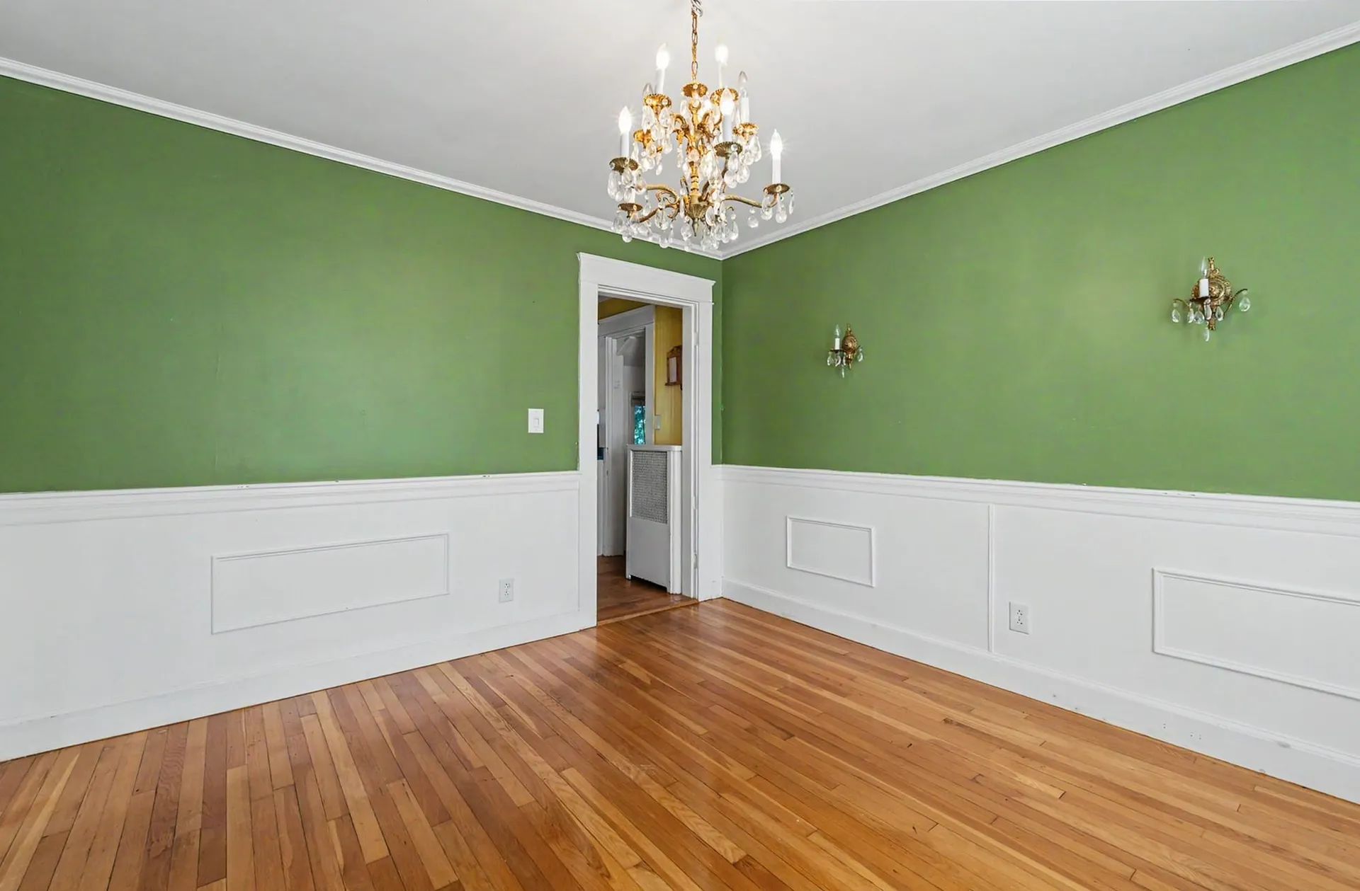 20 Lawndale Avenue Nashua NH 03060