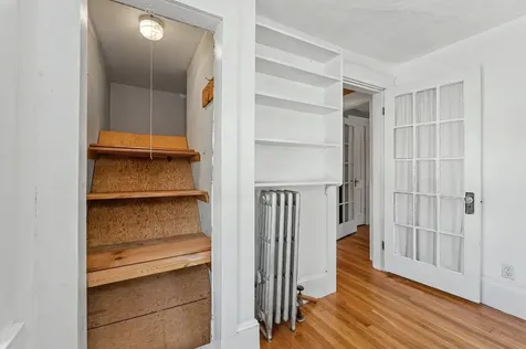 20 Lawndale Avenue Nashua NH 03060