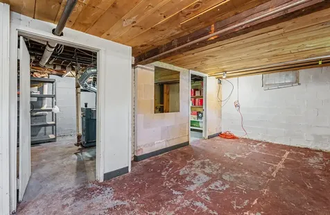 20 Lawndale Avenue Nashua NH 03060