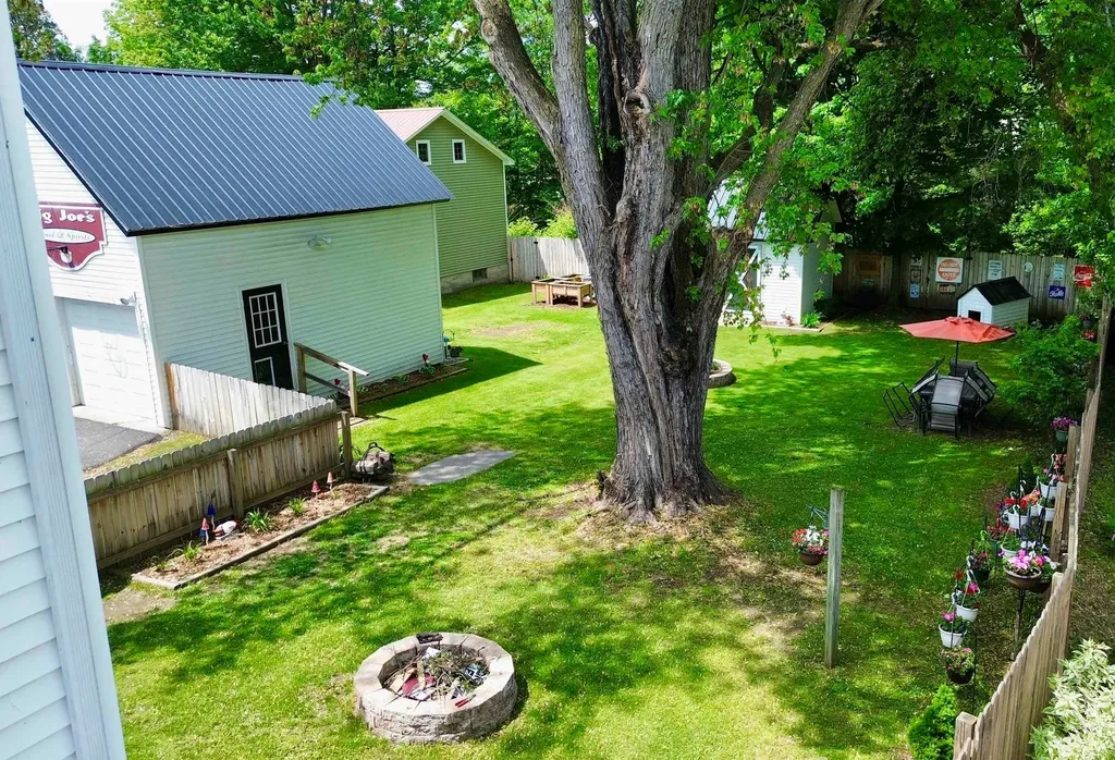 305 Union Street Newport City VT 05855