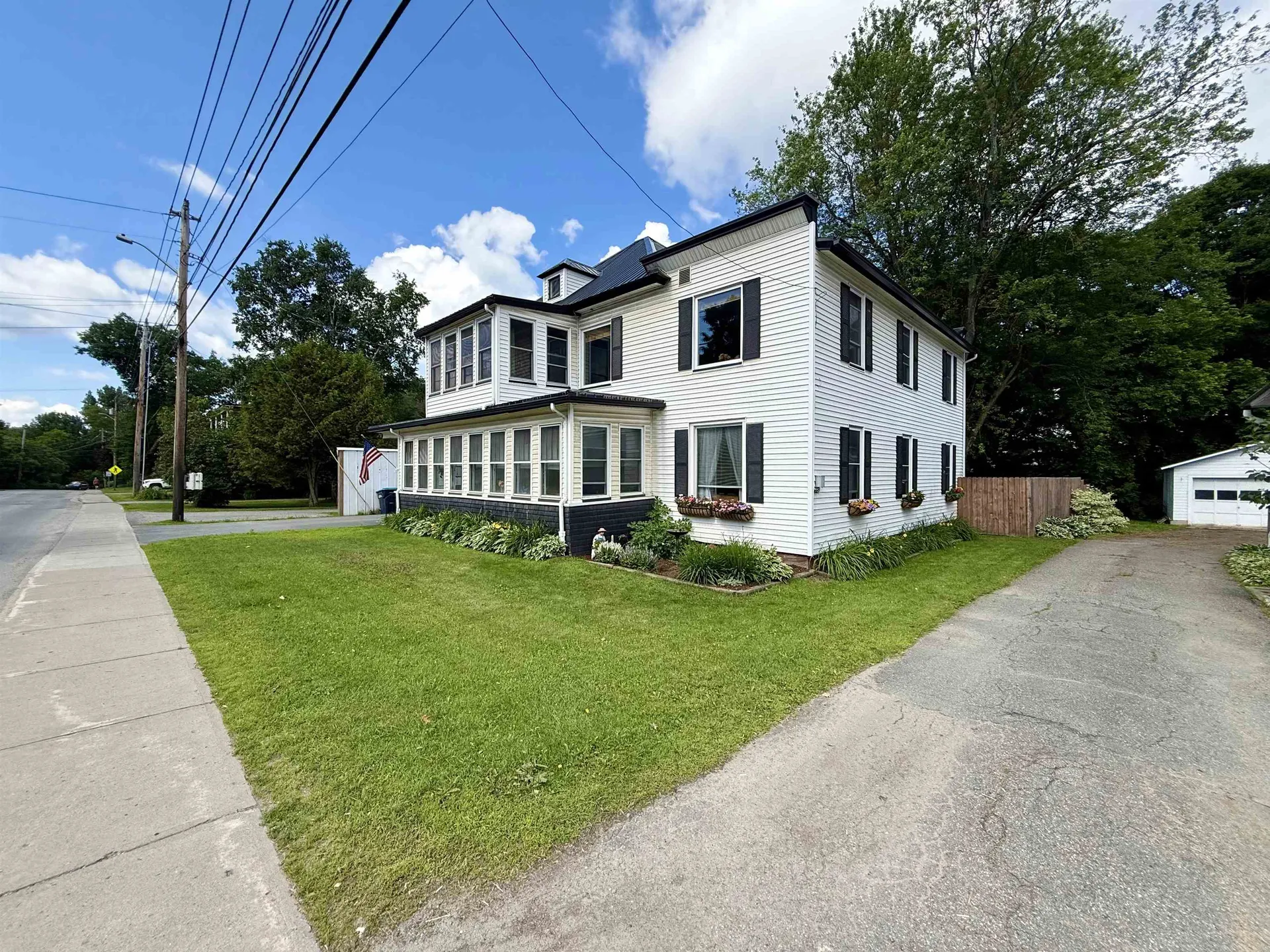 305 Union Street Newport City VT 05855
