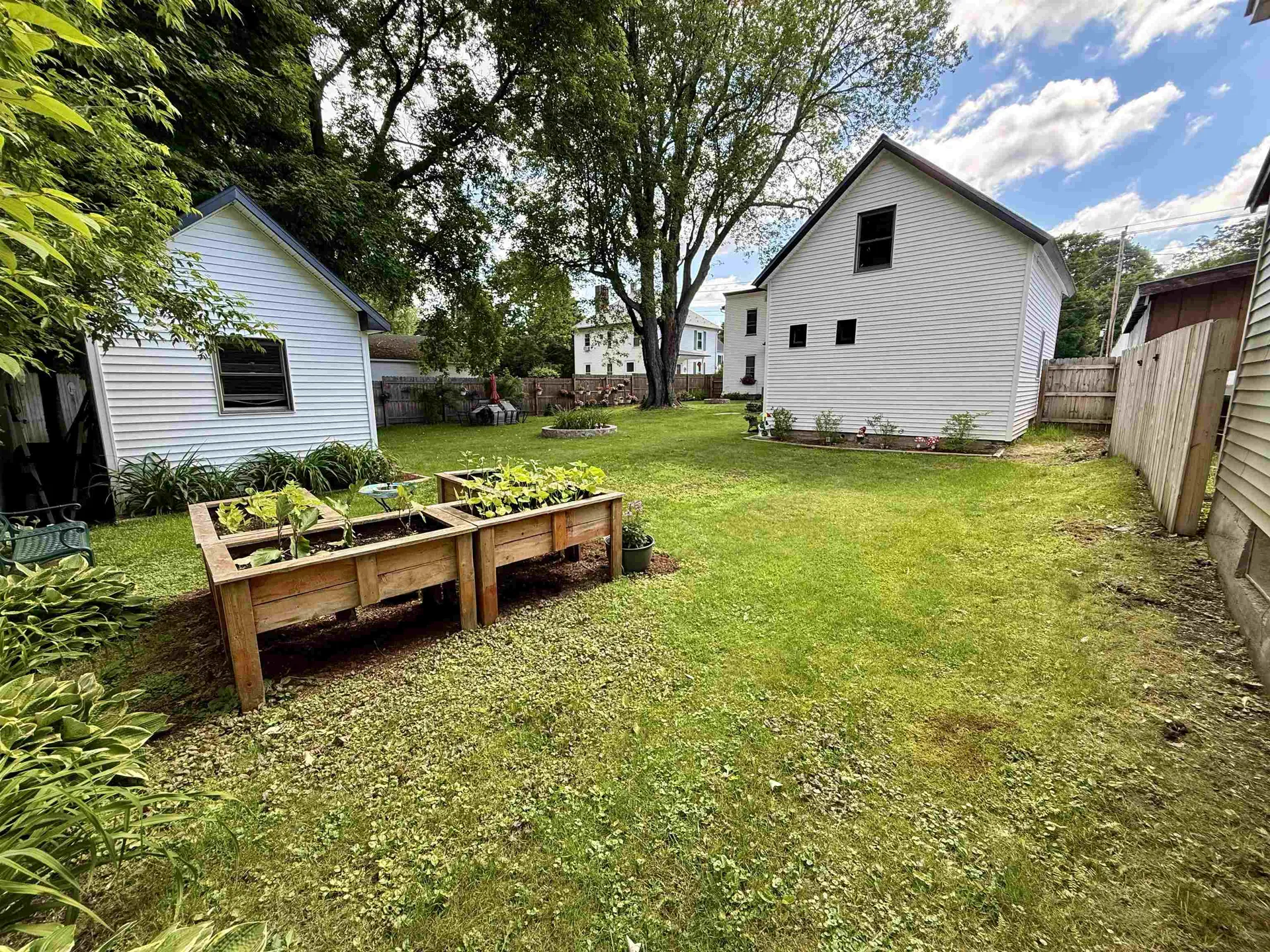 305 Union Street Newport City VT 05855