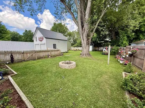 305 Union Street Newport City VT 05855