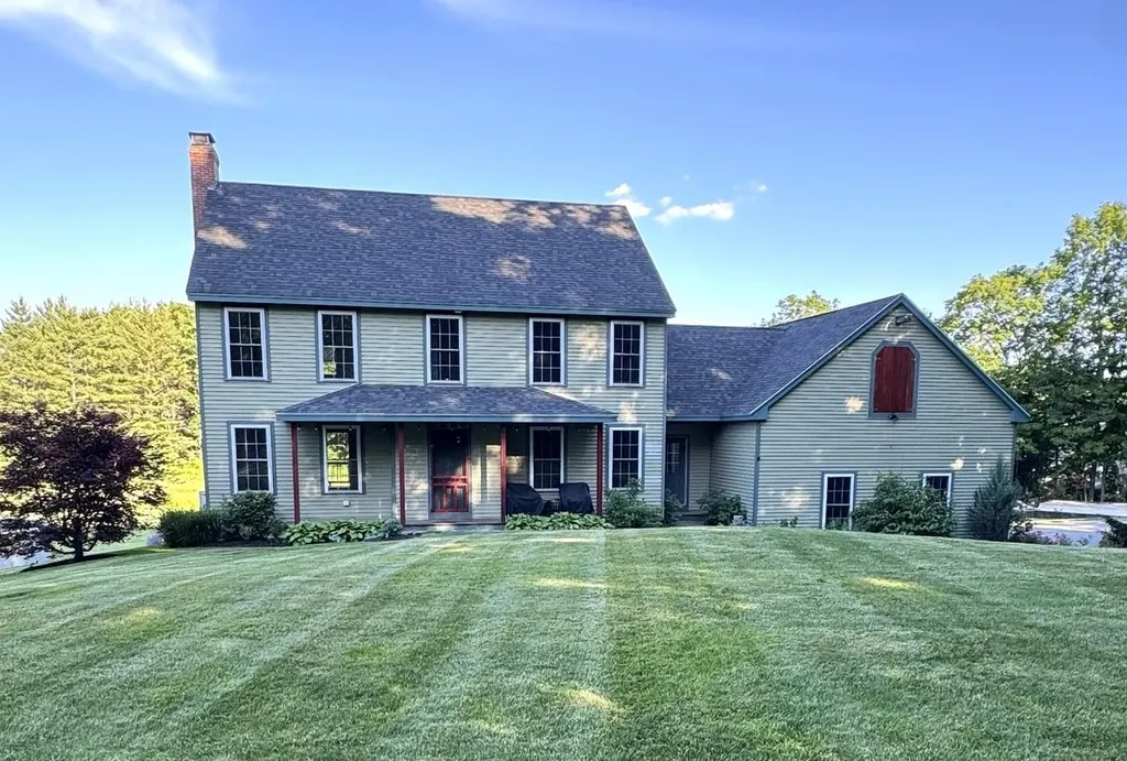 8 Old Mill Lane Rollinsford NH 03869