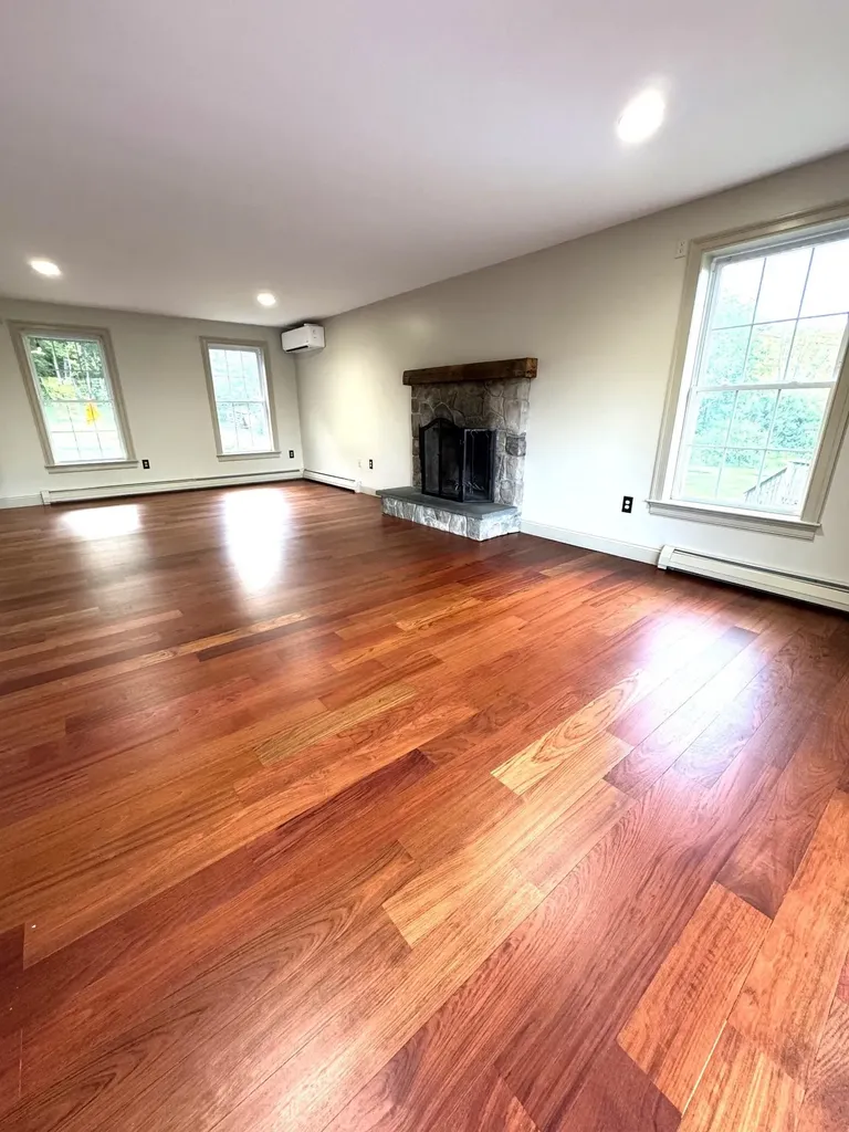 8 Old Mill Lane Rollinsford NH 03869