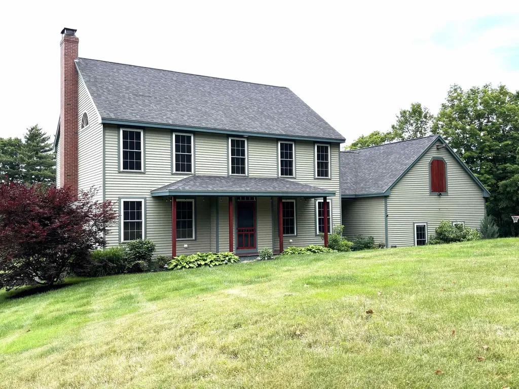 8 Old Mill Lane Rollinsford NH 03869