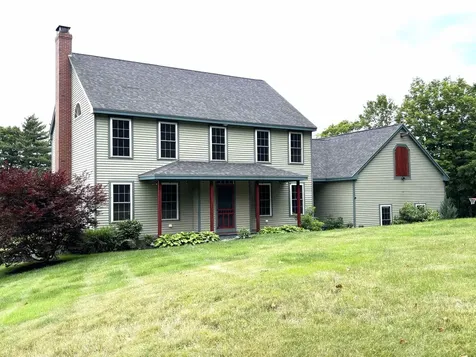 8 Old Mill Lane Rollinsford NH 03869