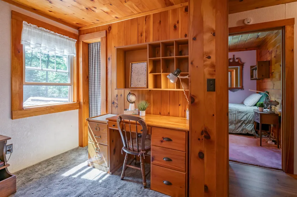 218 Kingston Road Danville NH 03819