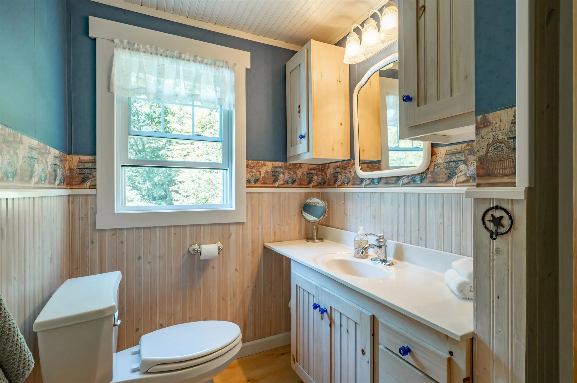 218 Kingston Road Danville NH 03819
