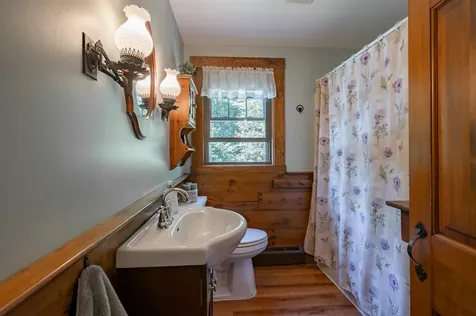 218 Kingston Road Danville NH 03819