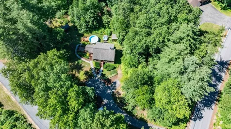 218 Kingston Road Danville NH 03819