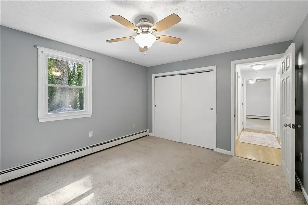 11 Hartson Circle Hudson NH 03051