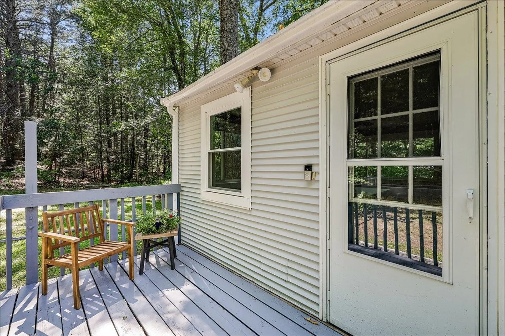 11 Hartson Circle Hudson NH 03051