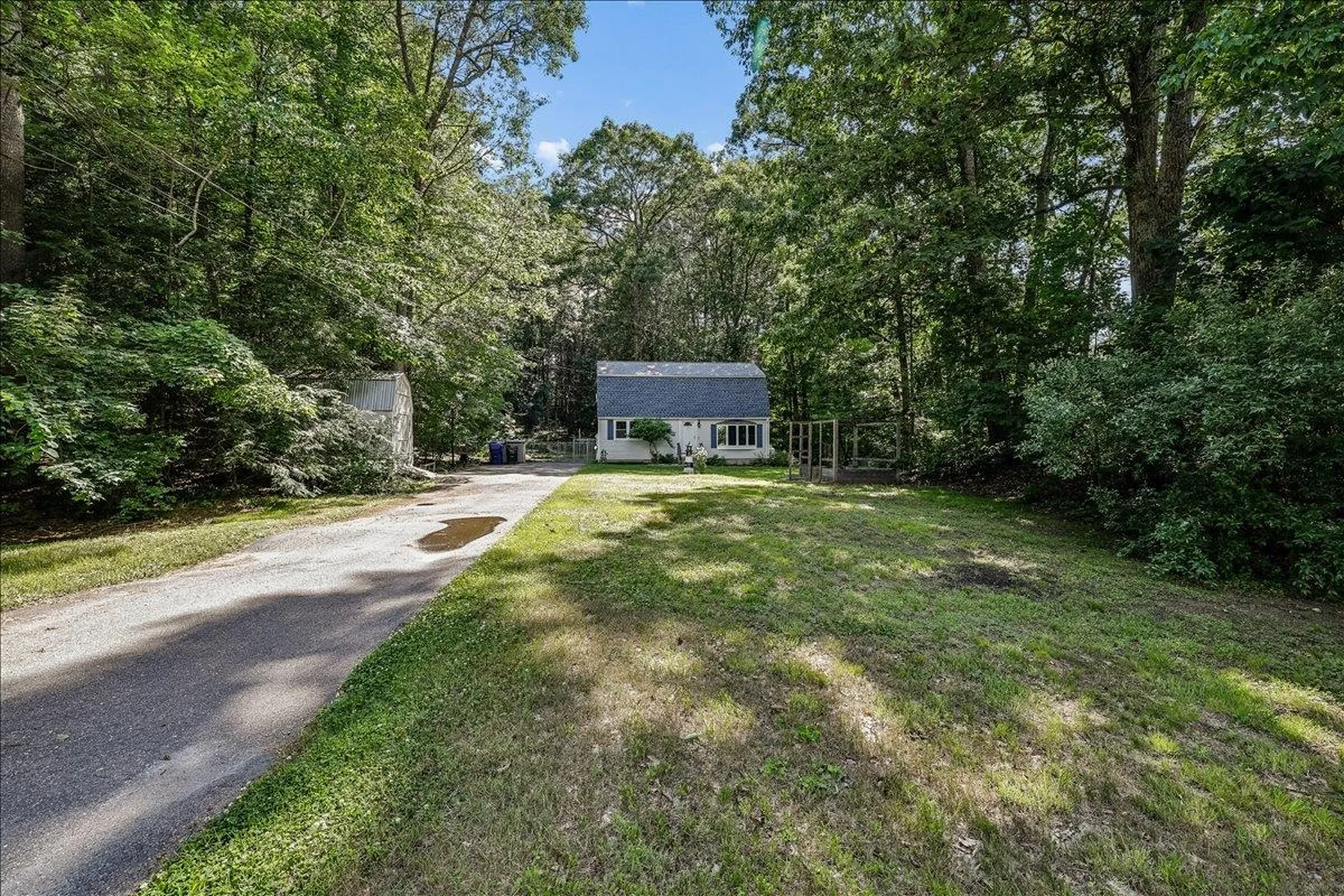11 Hartson Circle Hudson NH 03051