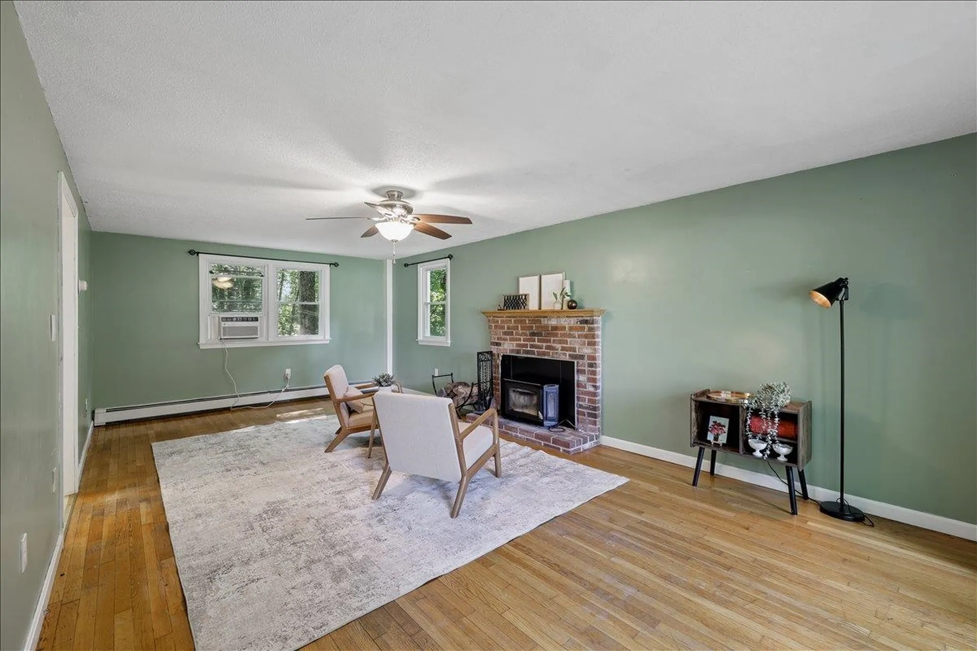 11 Hartson Circle Hudson NH 03051