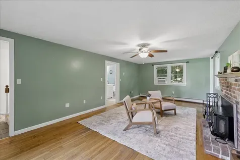 11 Hartson Circle Hudson NH 03051