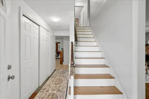 11 Hartson Circle Hudson NH 03051