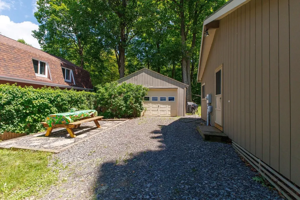 1741 South End Road North Hero VT 05474