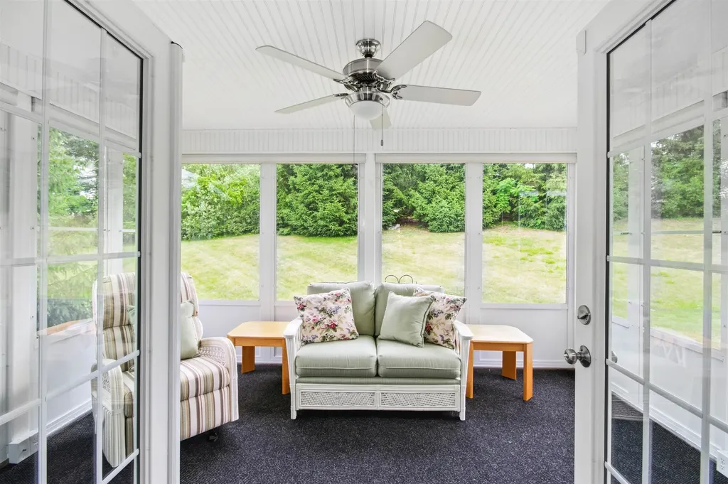 19 Furnival Road Nashua NH 03064