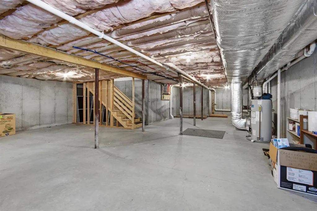 19 Furnival Road Nashua NH 03064