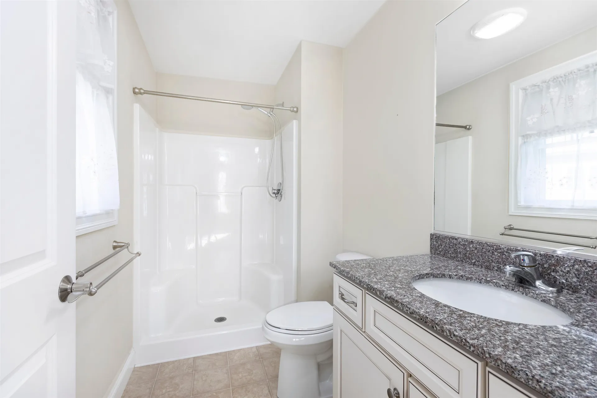 19 Furnival Road Nashua NH 03064