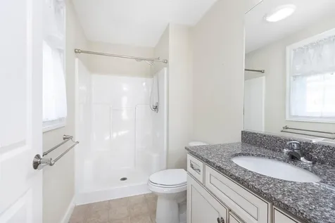 19 Furnival Road Nashua NH 03064