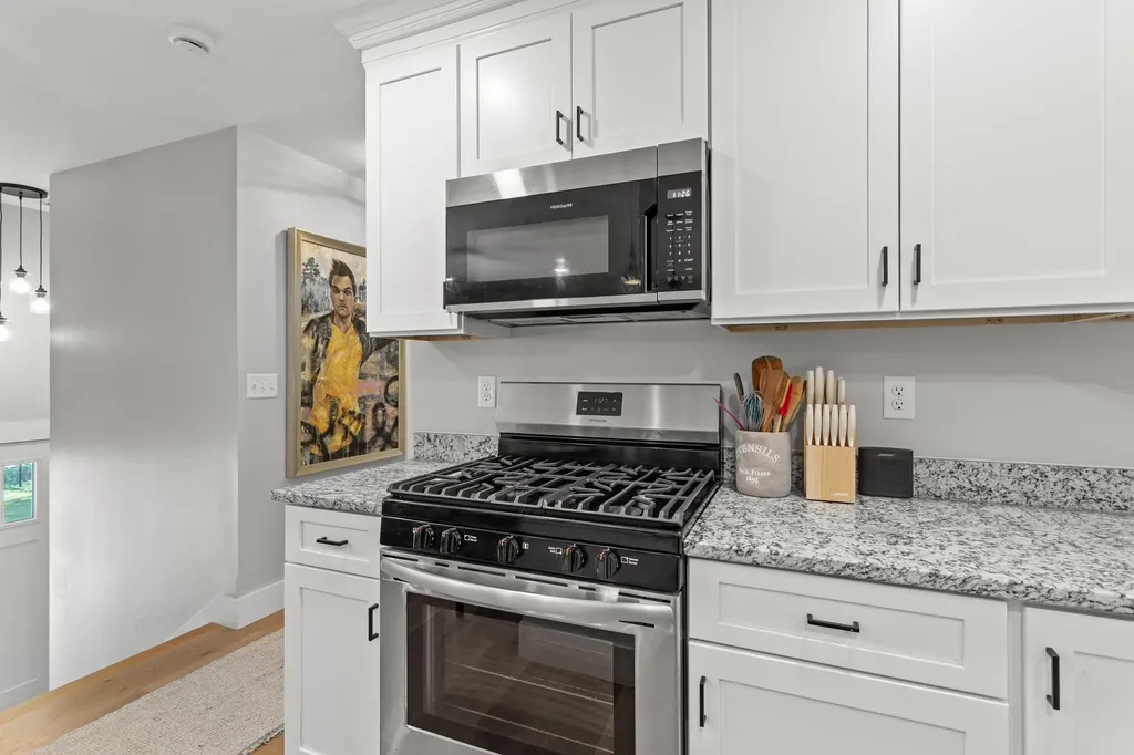25 Gay Avenue Hillsborough NH 03244