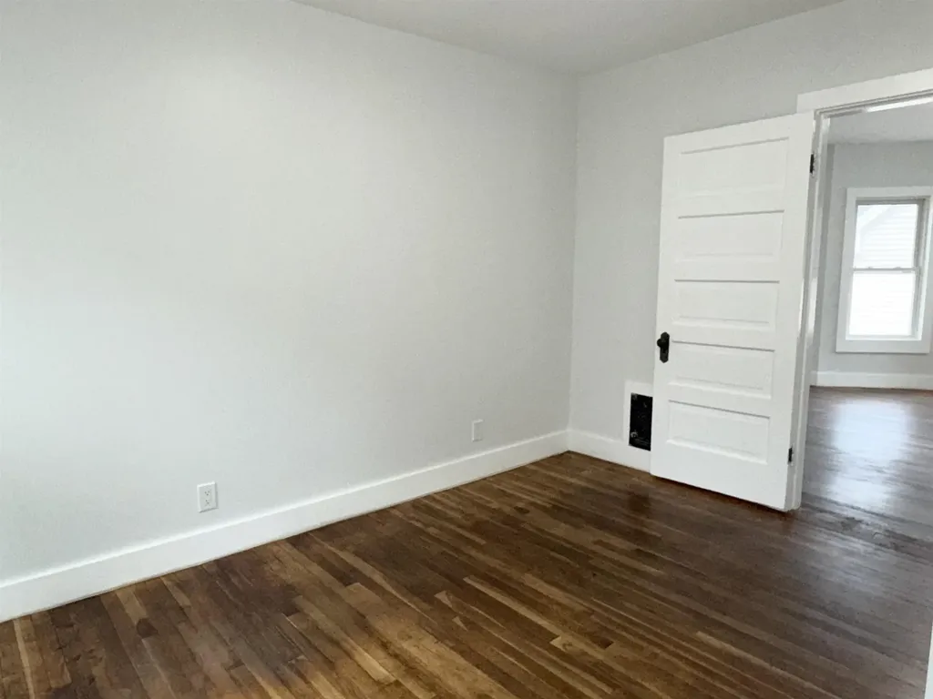 6 Holmes Street Nashua NH 03060
