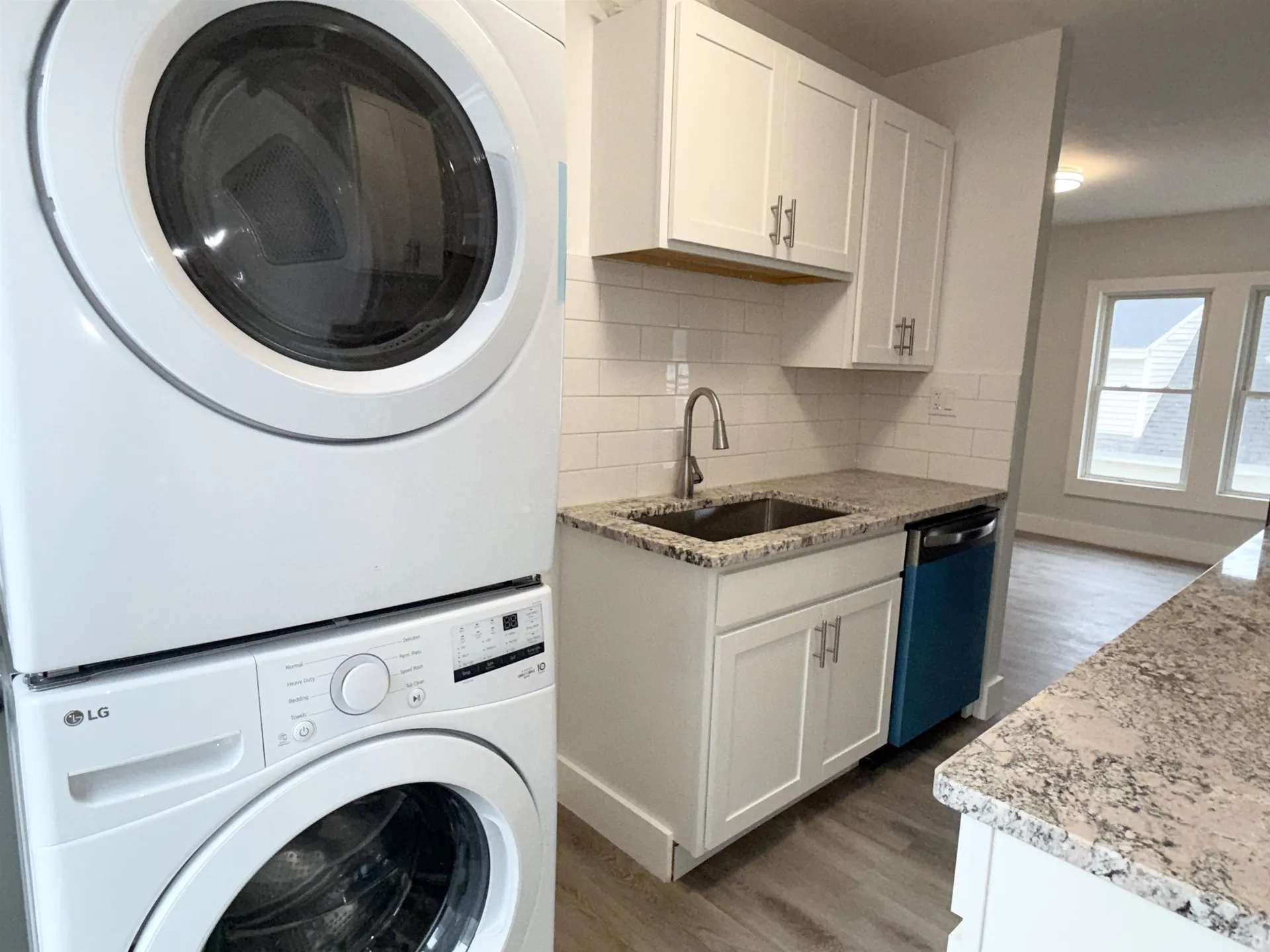 6 Holmes Street Nashua NH 03060