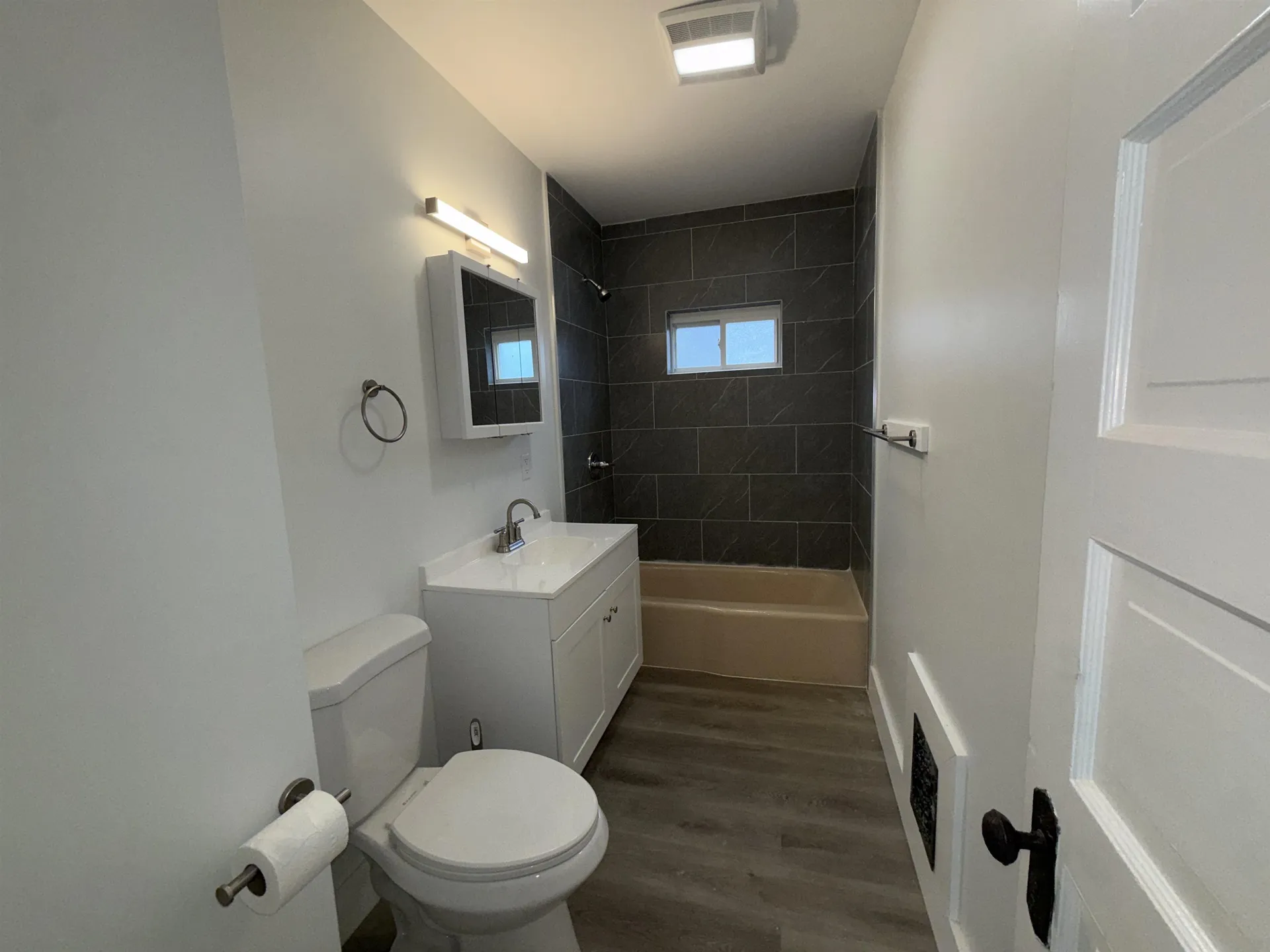 6 Holmes Street Nashua NH 03060