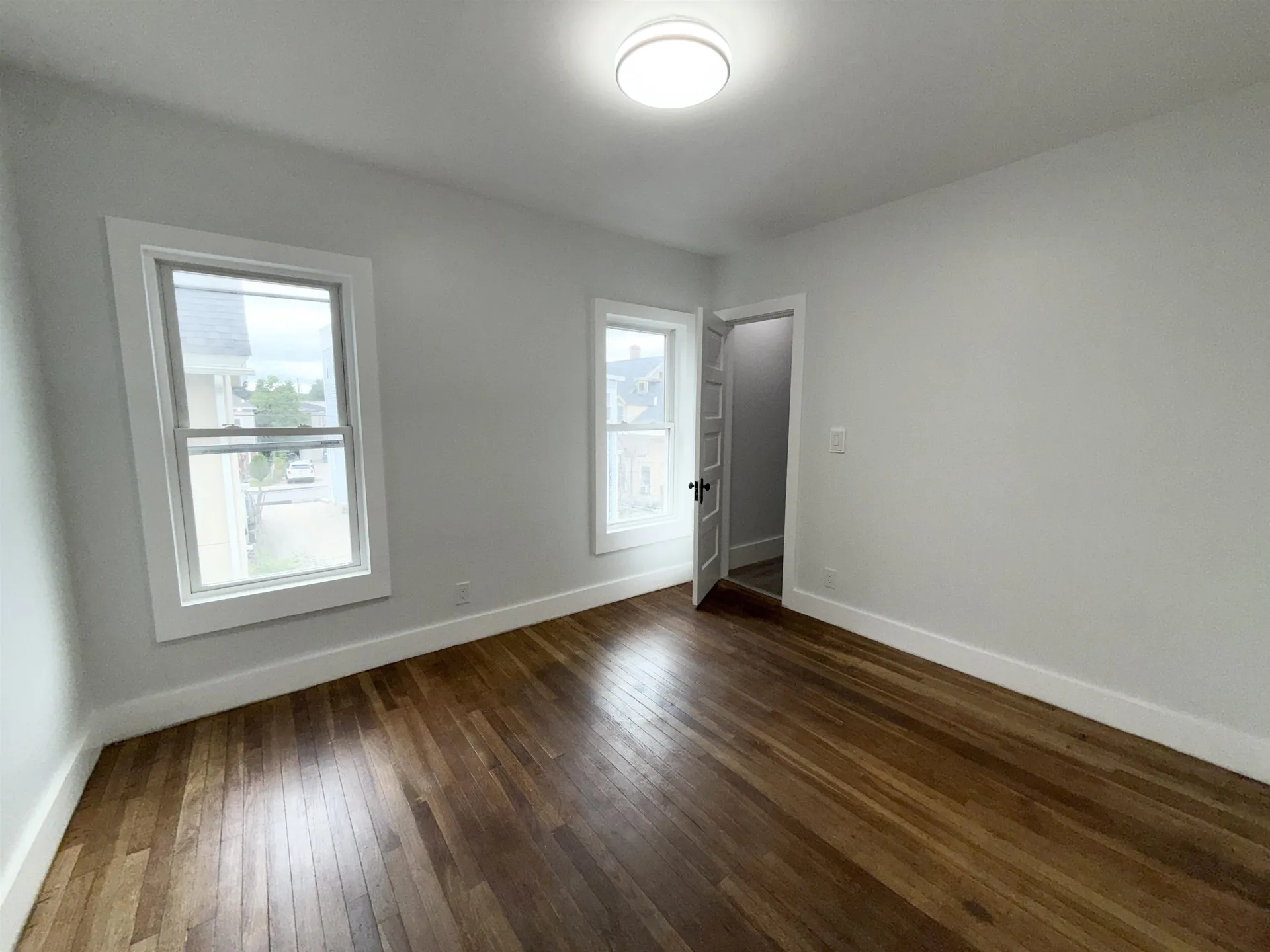 6 Holmes Street Nashua NH 03060
