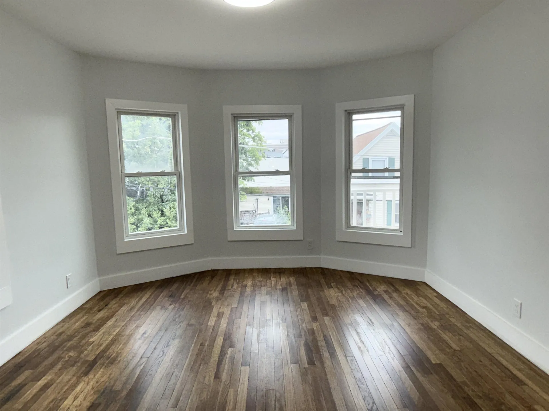 6 Holmes Street Nashua NH 03060
