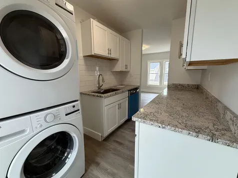 6 Holmes Street Nashua NH 03060