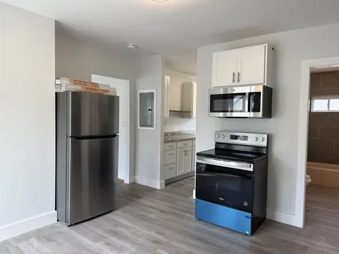 6 Holmes Street Nashua NH 03060