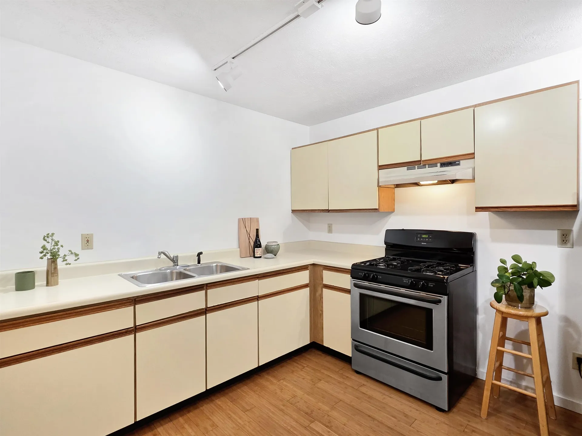 216 Lake Street Burlington VT 05401