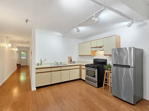 216 Lake Street Burlington VT 05401