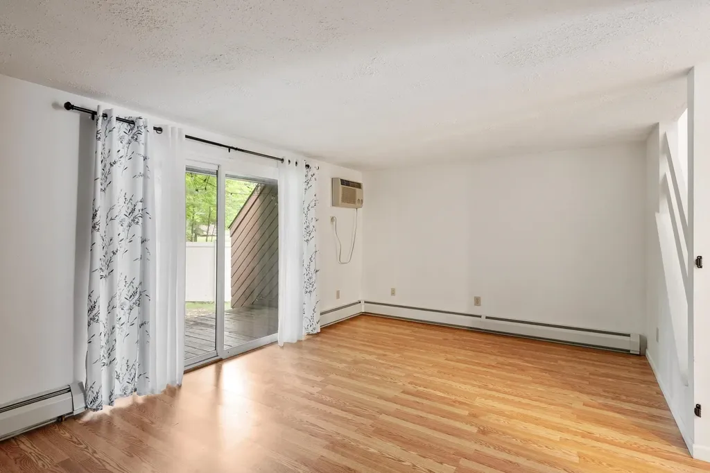 1 Cortez Drive Nashua NH 03062
