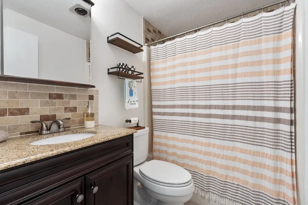 1 Cortez Drive Nashua NH 03062