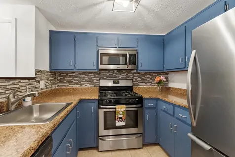 1 Cortez Drive Nashua NH 03062