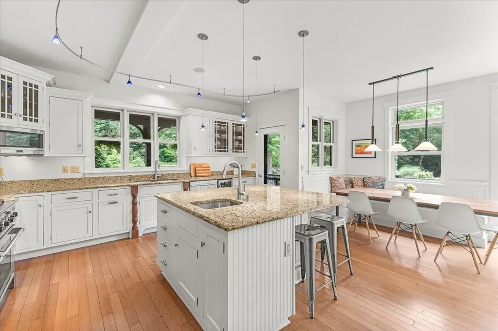 179 Owls Head Lane Stowe VT 05672