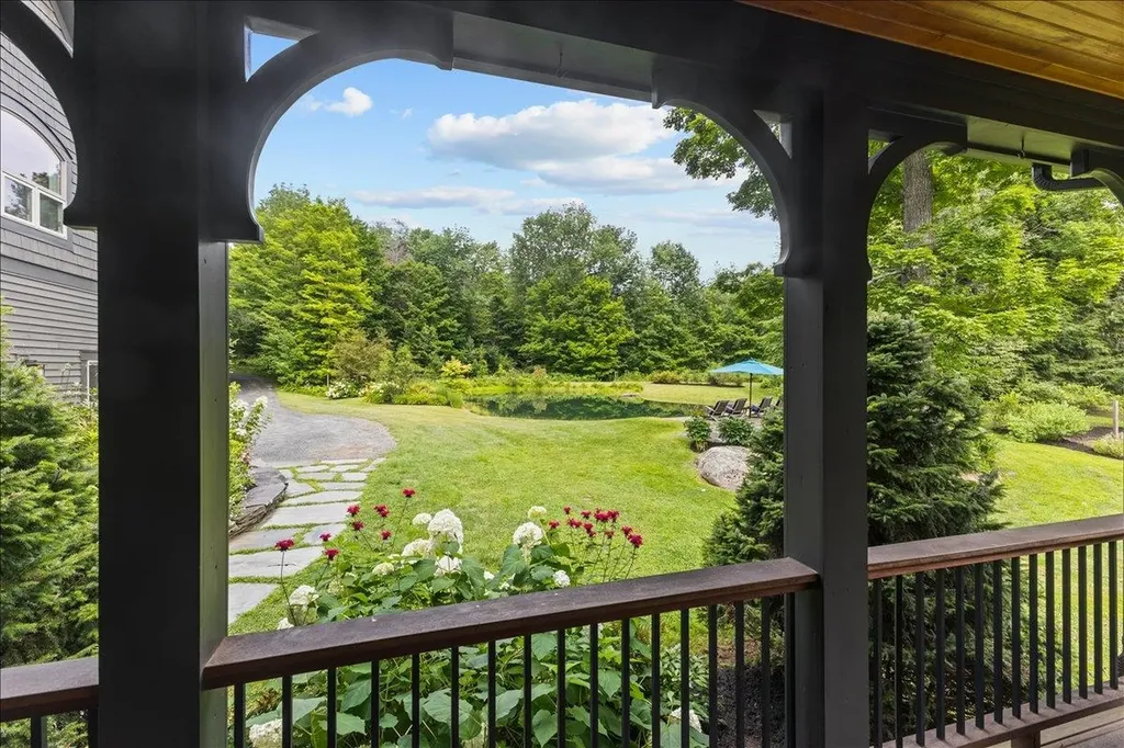 179 Owls Head Lane Stowe VT 05672