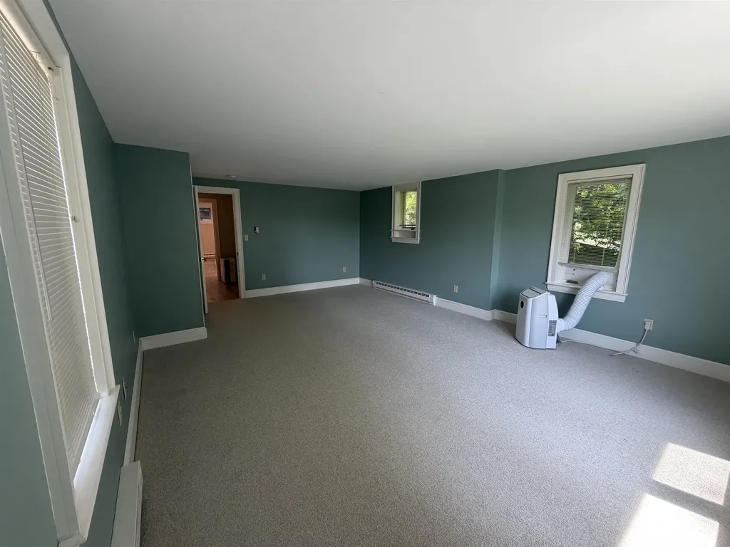 52 Moulton Ridge Road Kensington NH 03833