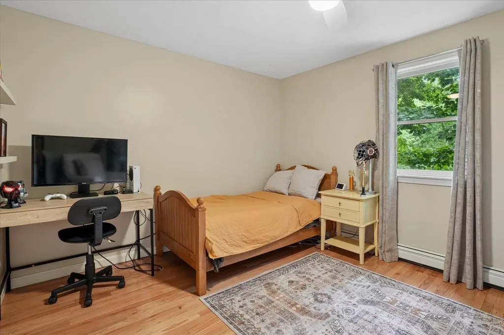 72 Oakmont Drive Concord NH 03301